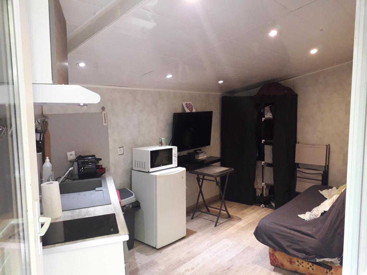 منزل الضيف Touet-de-l'Escarene  في Chalet Type Studio De Charme Avec Jacuzzi المظهر الخارجي الصورة